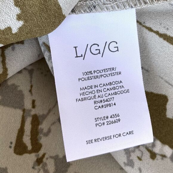 Cabi Flurry Top in an Olive & Cream Abstract Pattern. Size Large. NWOT - Picture 6 of 10